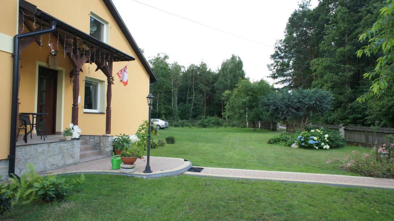 W Cieniu Sosen Hotel Grebow Exterior photo